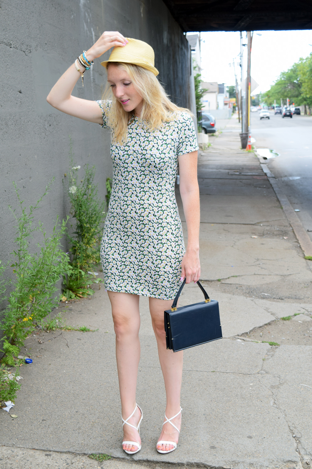 daisy chain dress with white sandals and straw fedora