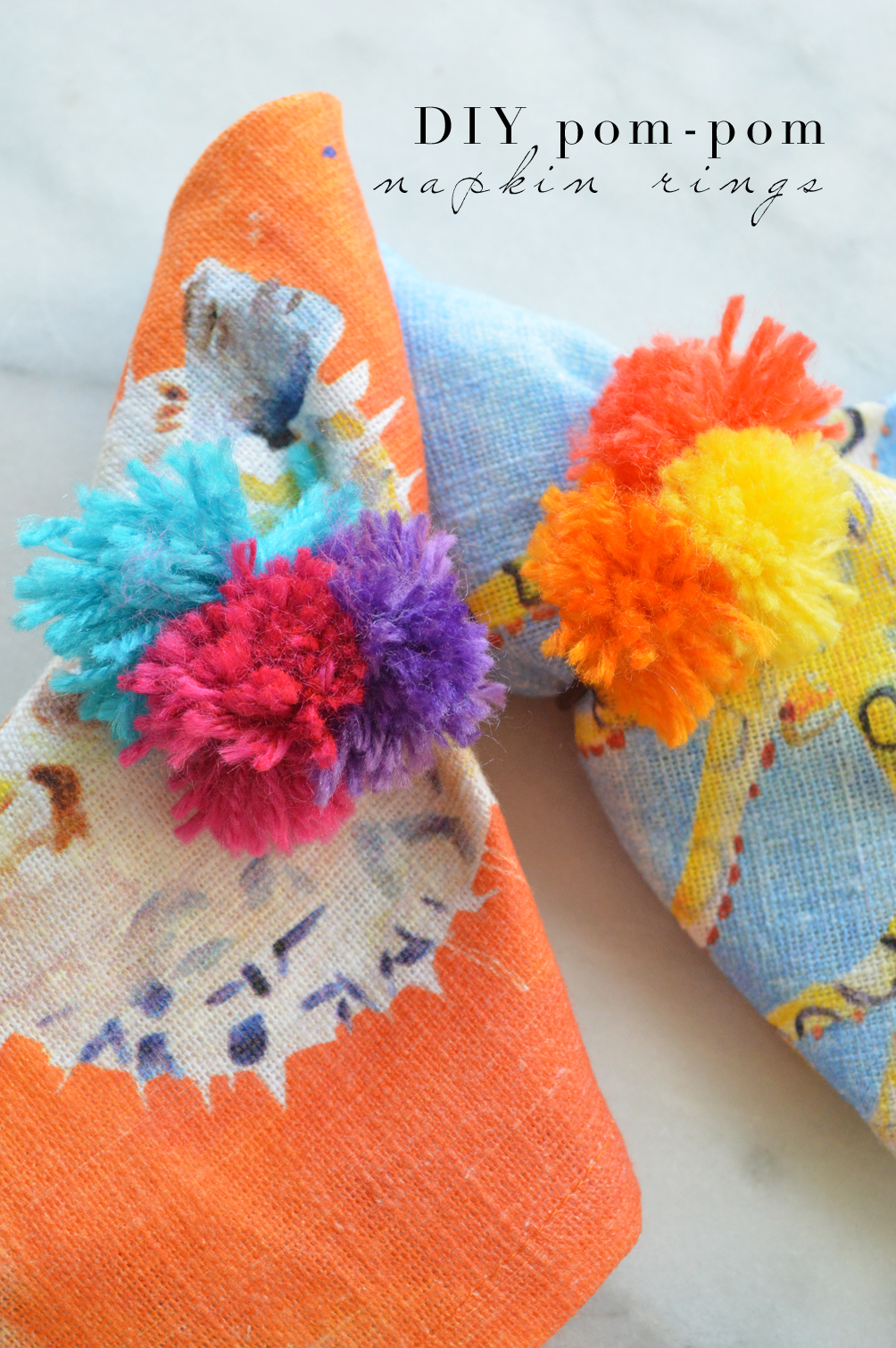 DIY pom-pom napkin rings