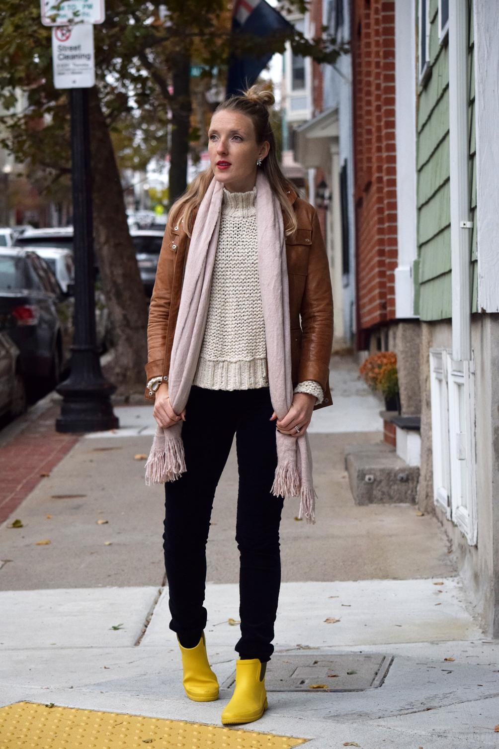 chunky knit sweater and black skinny corduroys 