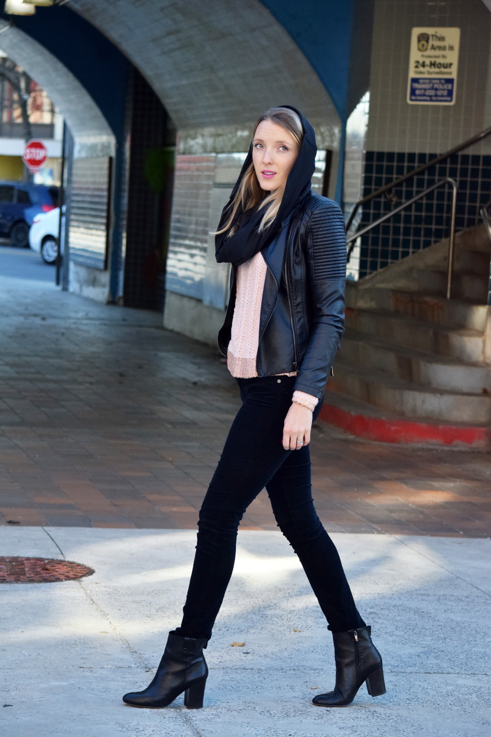 chic winter outerwear with a snood and leather jacket