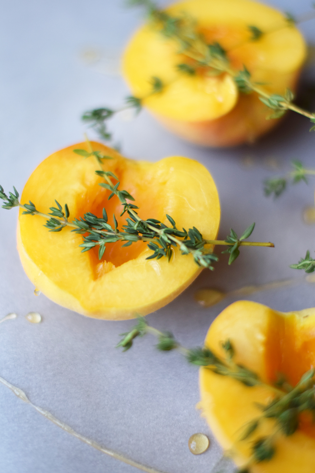 thyme roasted peaches - one brass fox