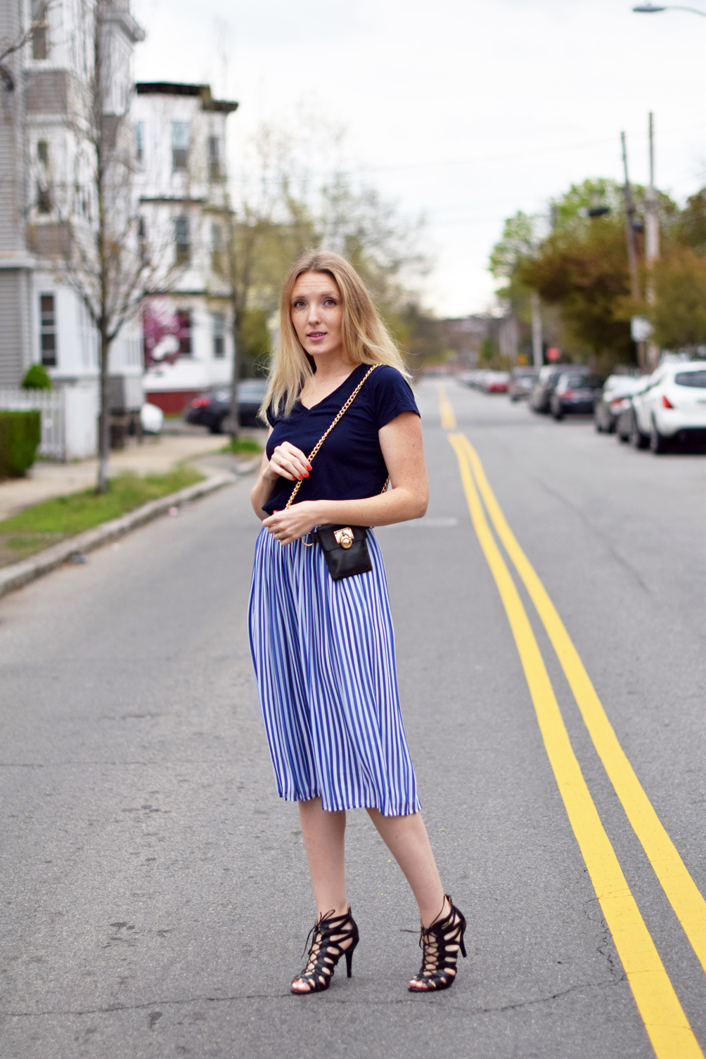 vertical stripe skirt with a linen tee, chain crossbody bag and leather lace up sandals - one brass fox
