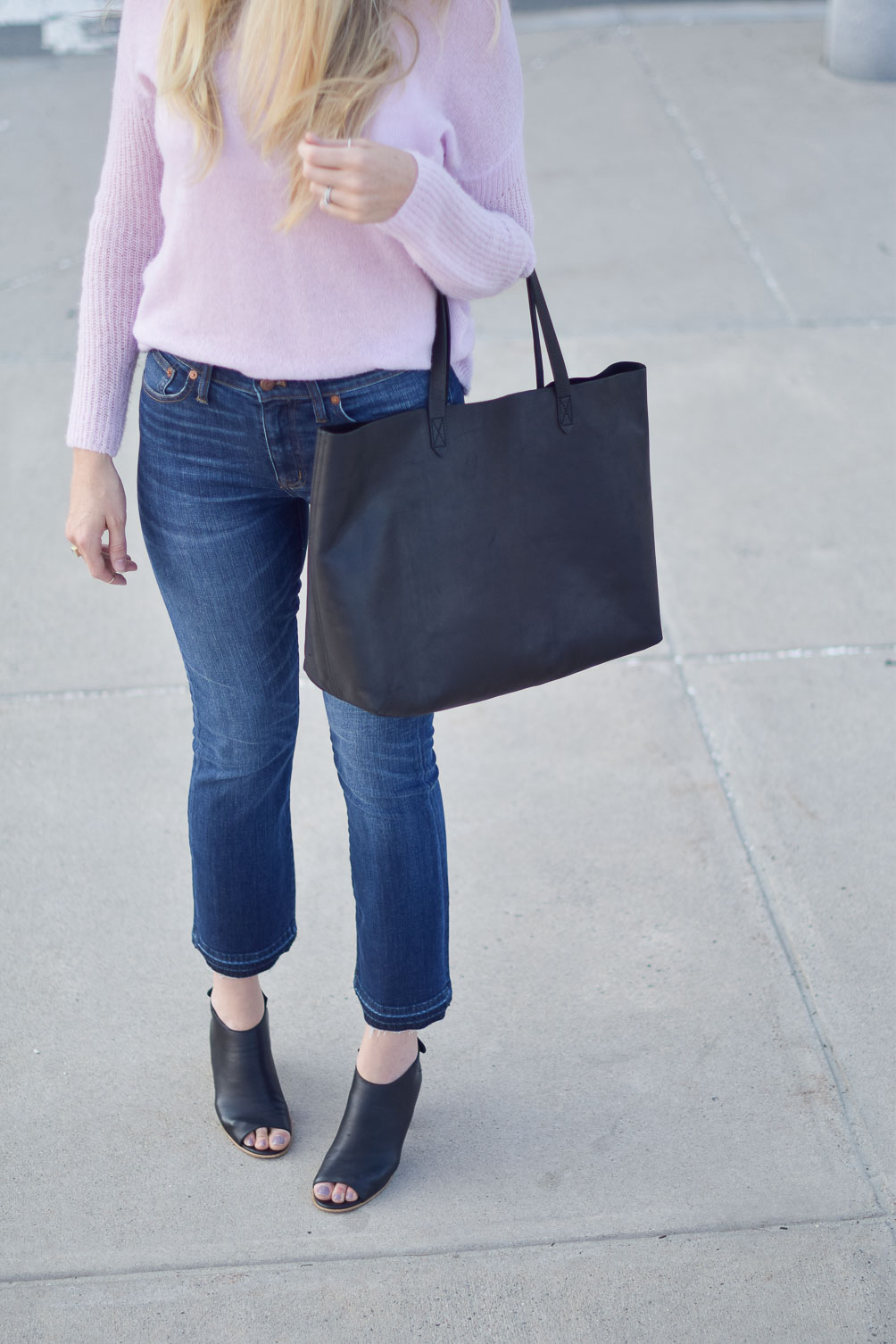 fall outfit style inspiration with Madewell demi boot jeans and east-west transport tote on Leslie Musser, one brass fox