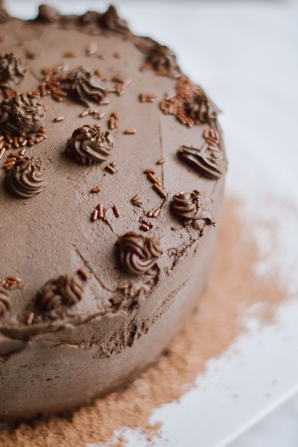 decadent holiday recipe for mudslide chocolate cake