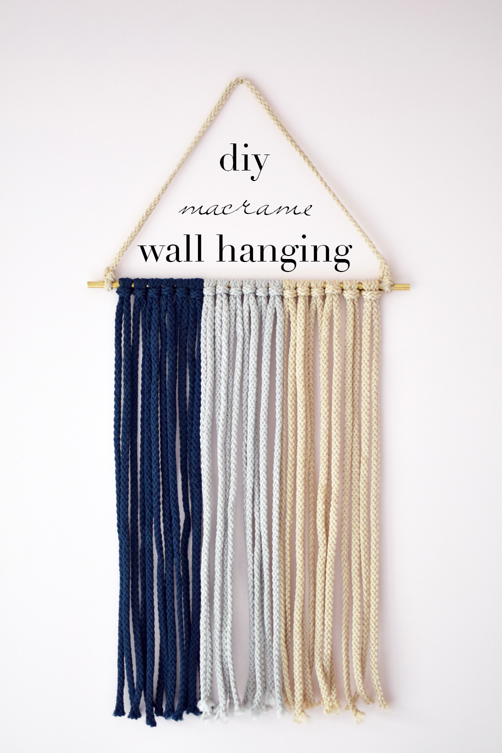 DIY macrame wall hanging - One Brass Fox