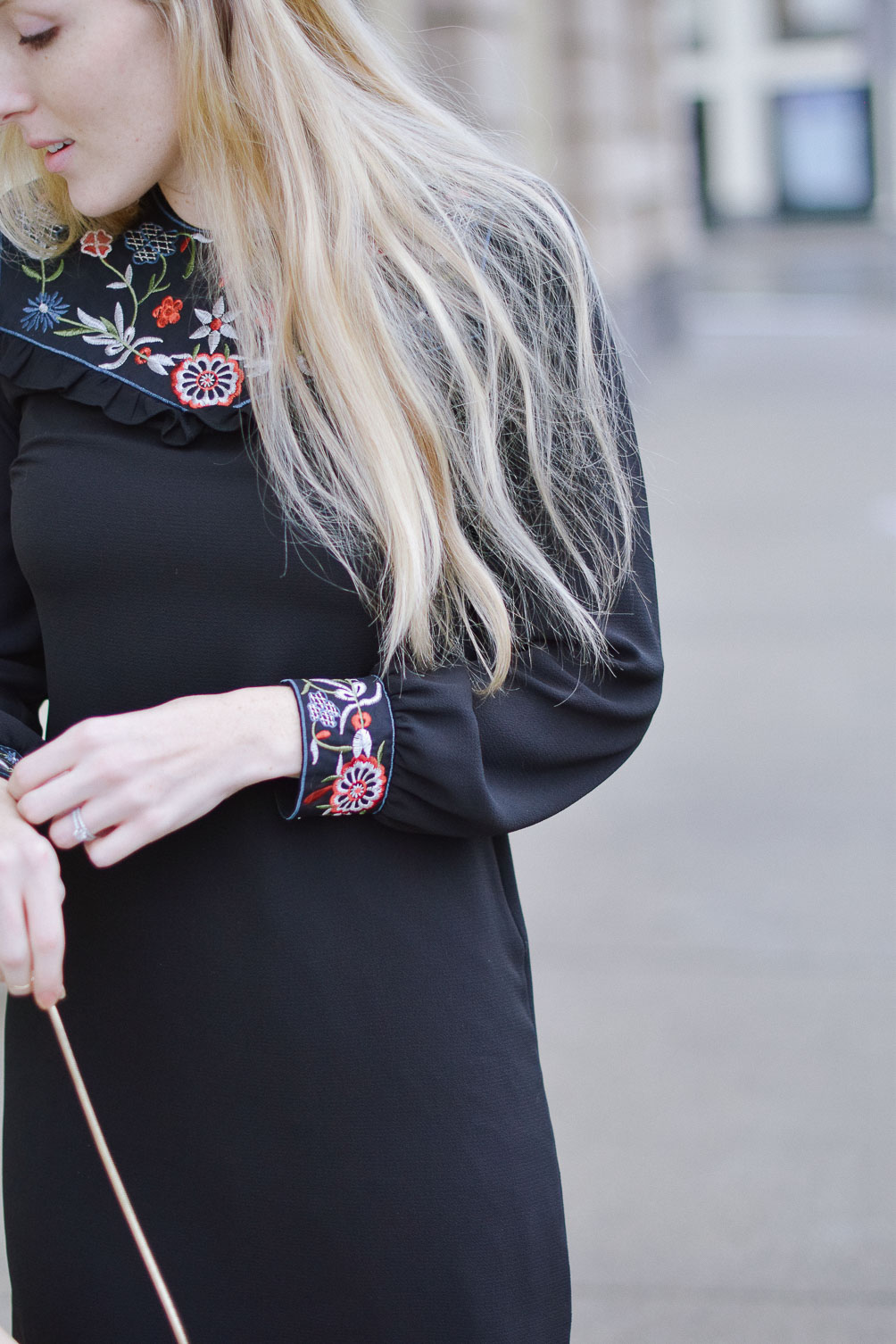 styling this New Year's Even outfit inspiration with embroidered shift dress