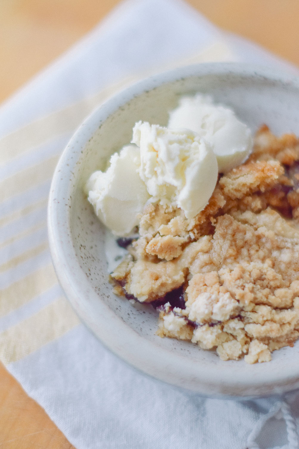 sharing an easy dessert recipe for blueberry dump cake