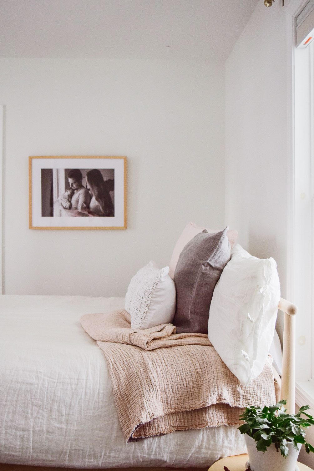 styling three options bed pillow arrangement with Coyuchi - modern, traditional, layered