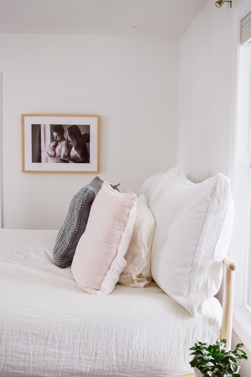 bed pillow arrangement with Coyuchi One Brass Fox