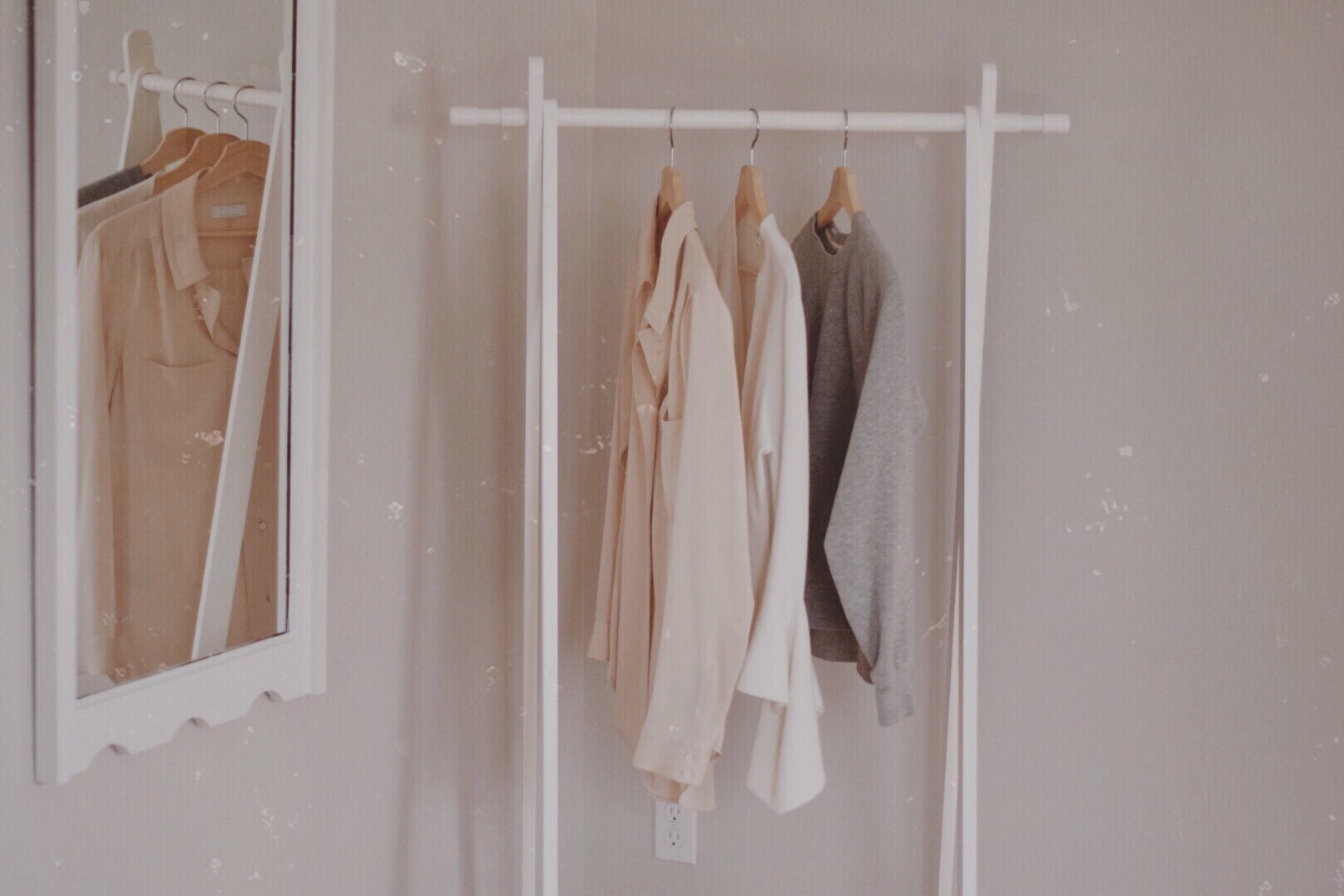 sharing my summer capsule wardrobe with pieces from ethical and sustainable fashion brands