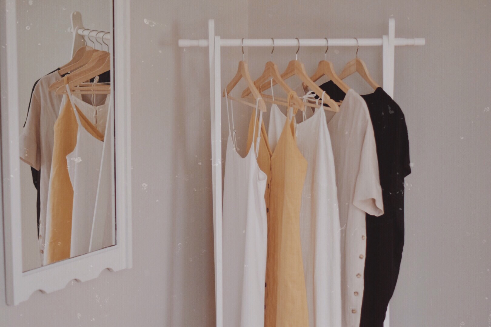 sharing my summer capsule wardrobe with pieces from ethical and sustainable fashion brands