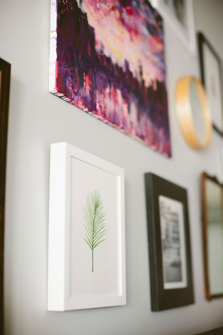 how to create a gallery wall - One Brass Fox