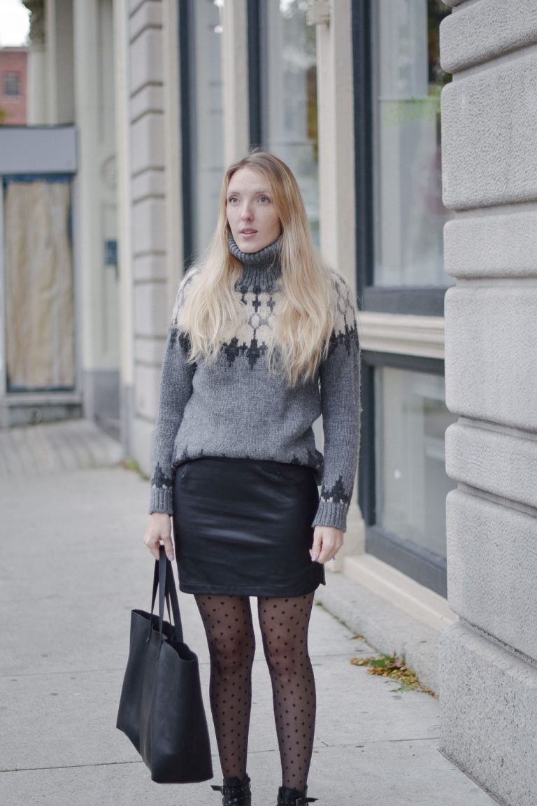 pulling off statement tights - One Brass Fox